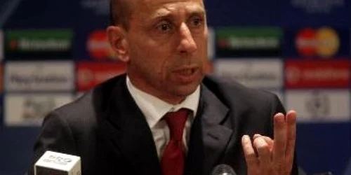 Maurizio Trombetta urmăreşte campionatul României