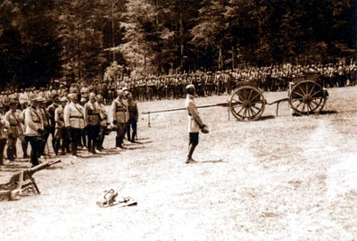 Romanian troops at Marasesti in 1917 jpg