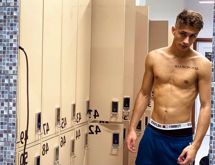 În Yny Seby, fanii aruncă cu telefoane Sursa: Instagram 