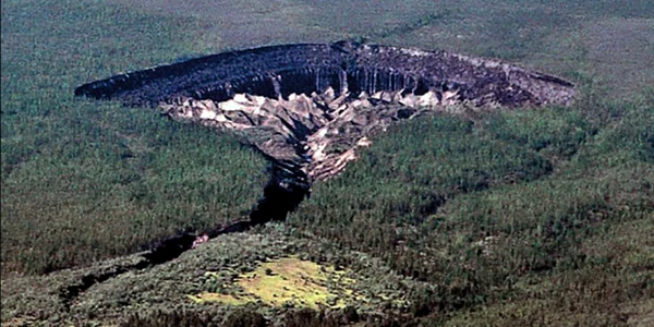 Crater permafrost FOTO Syberian Times/Alexander Gabyshev