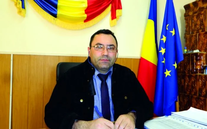 Gheorghe Gângu primarul comunei Bujoreni - Vâlcea Foto Adevărul