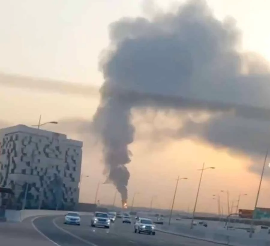 Atac cu dronă pe aeroportul din Dubai. Zborurile sunt suspendate temporar