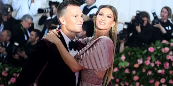 Gisele Bundchen şi Tom Brady