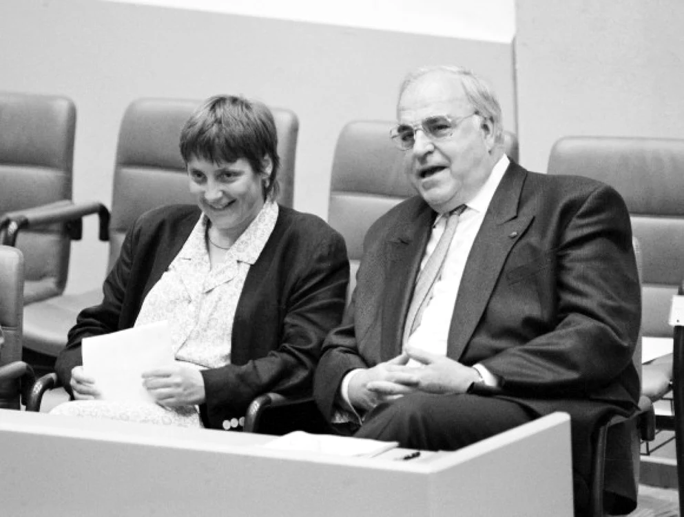 Angela Merkel şi Helmut Kohl în 1992