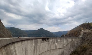 Lacul Vidraru  Foto Pixabay (1) jpg