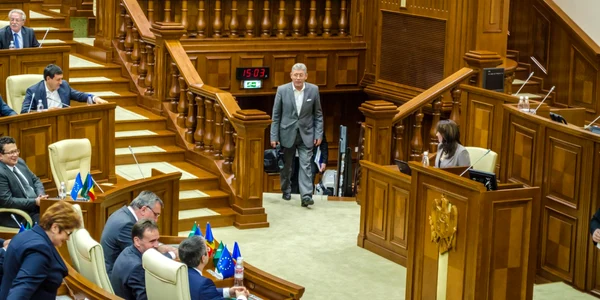 parlament moldova