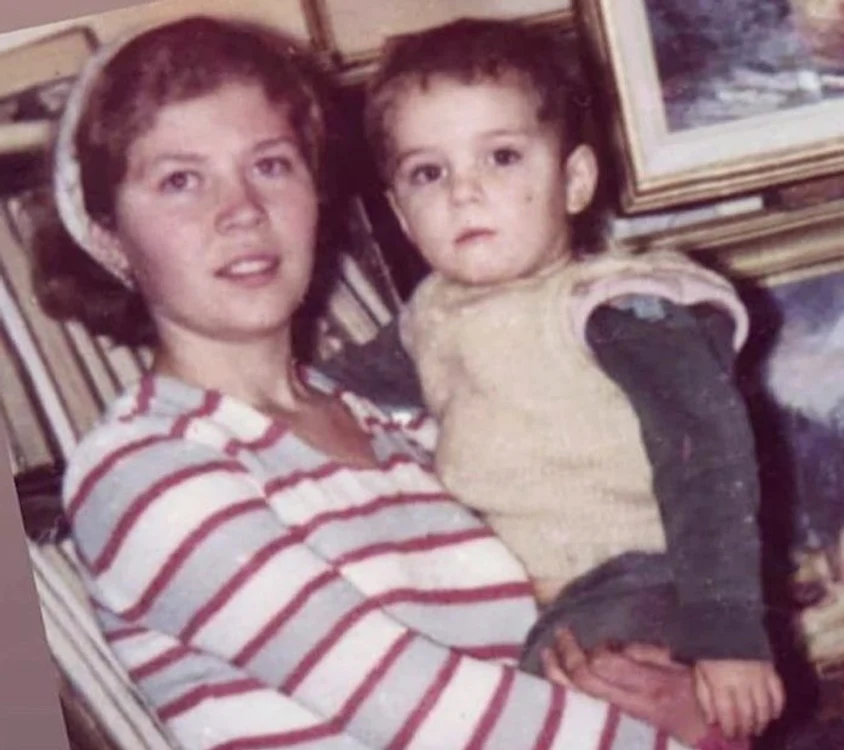 
    Familia lui Mihai Trăistariufoto: arhivă personală  