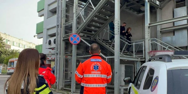 o tânără care voia să se sinucidă a fost salvata de un bărbat care trecea prin zonă Foto Monitorul de Botosani jpg