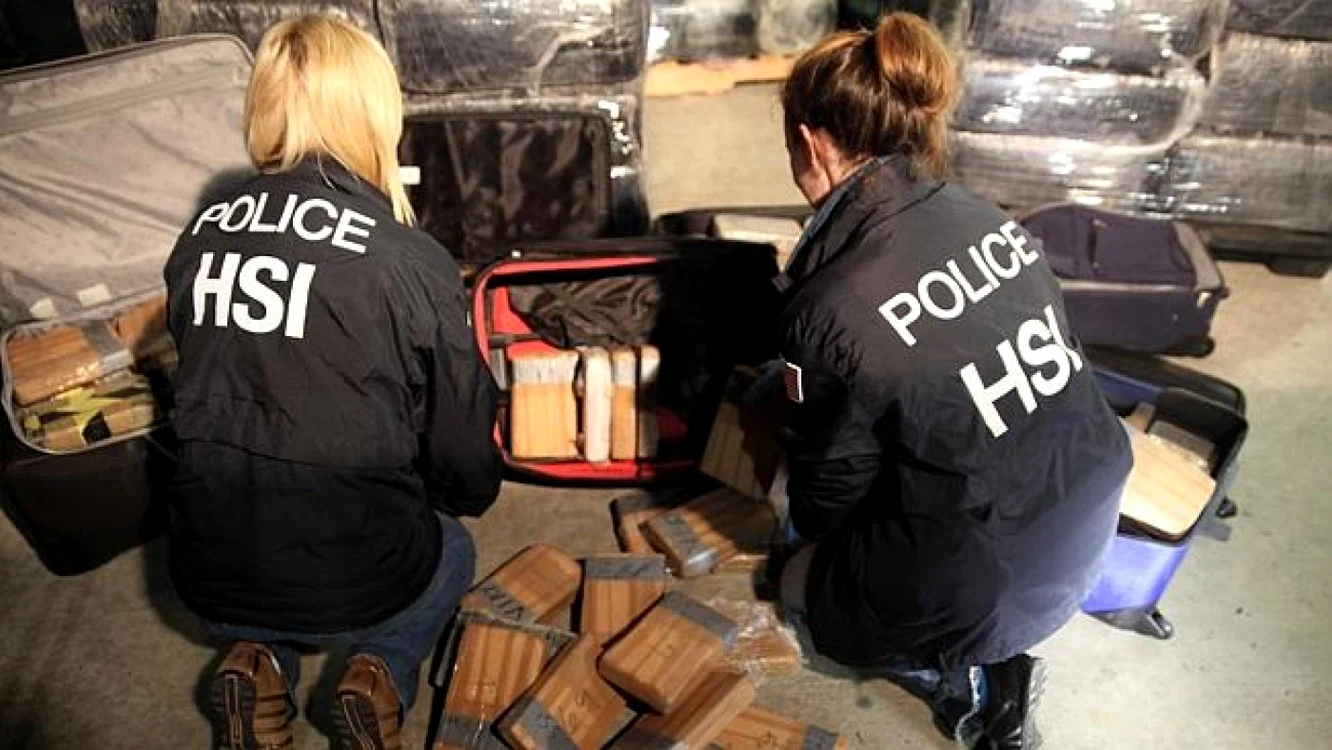 Poliţiştii au confiscat zeci de tone de droguri. FOTO: Serviciul de Imigrare şi Vamal al SUA