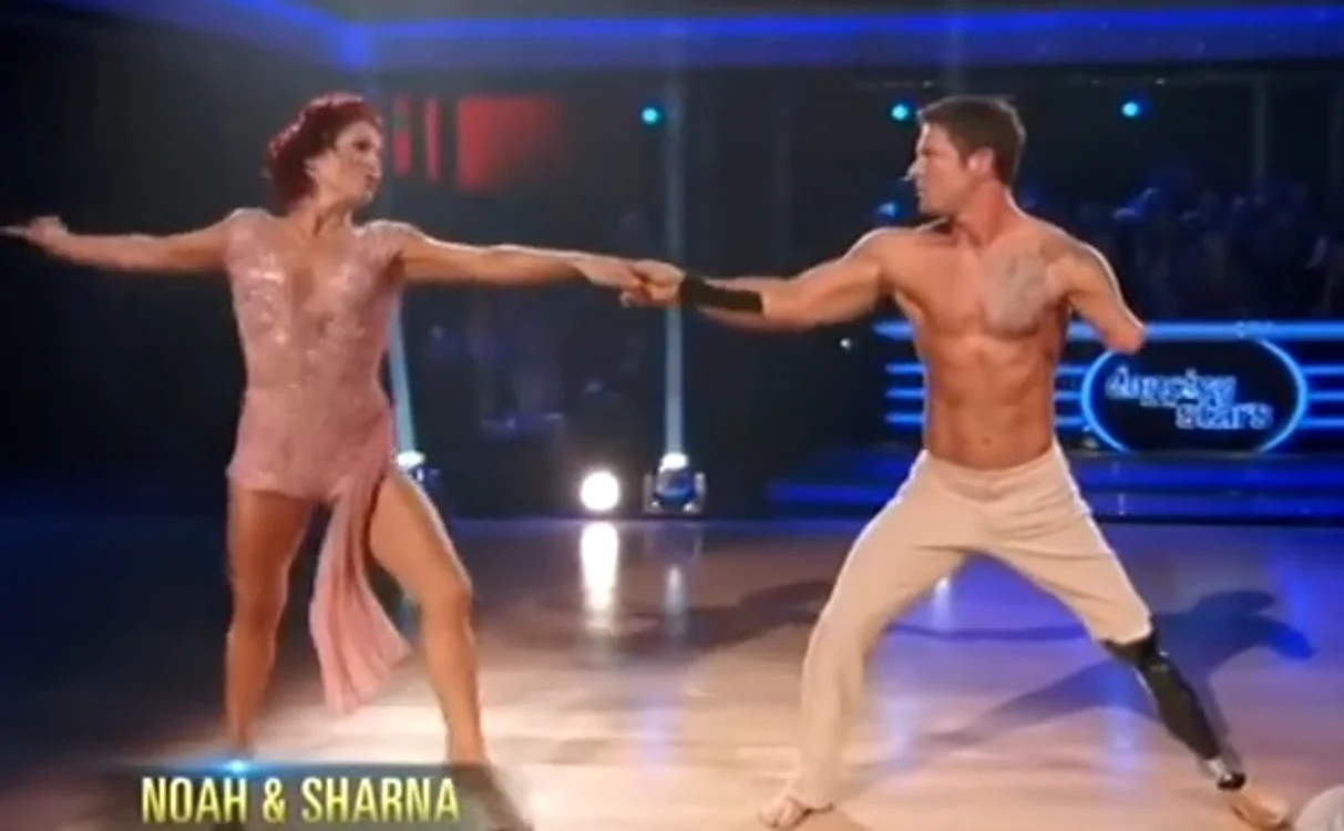Noah Galloway a devenit celebru după ce a devenit manechin, în ciuda handicapului său fiziccaptură: YouTube