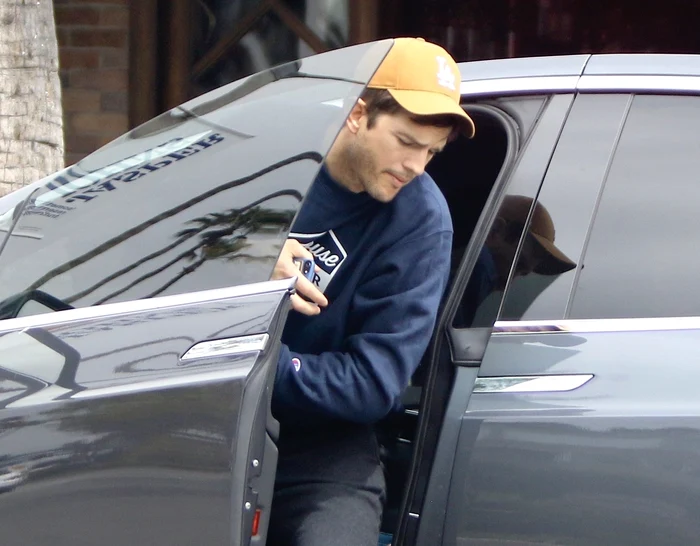 Tânărul Leo s-a pozat cu Ashton Kutcher imediat după accidentfoto: Instagram