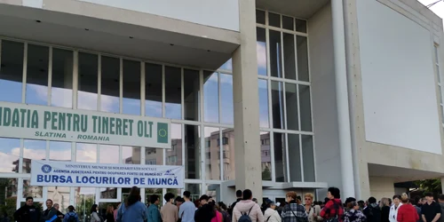 bursa locurilor de munca 23 mai 2025 slatina   foto alina mitran (7) jpg