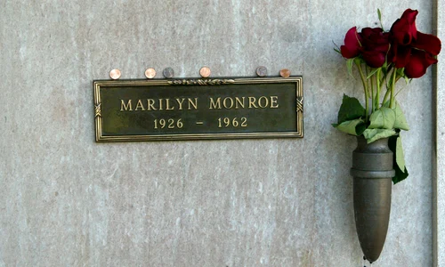 marilyn monroe loc de veci jpeg