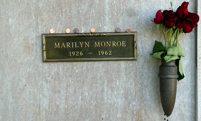 marilyn monroe loc de veci jpeg