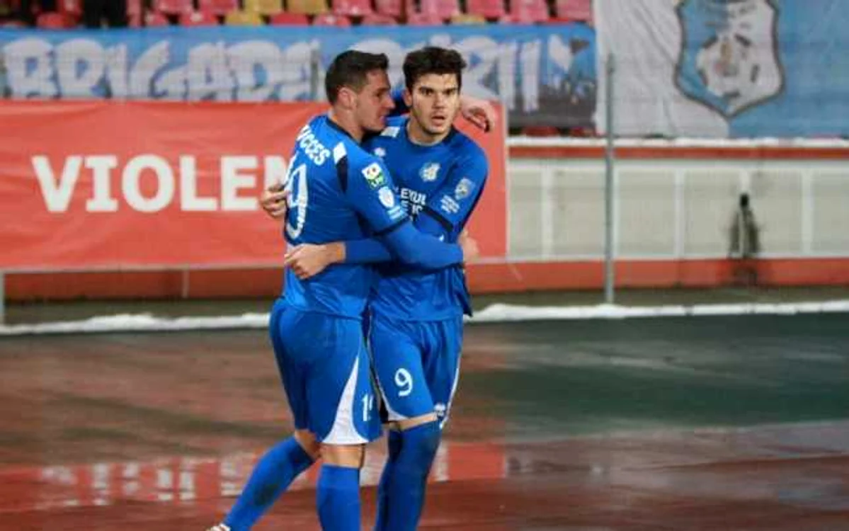 Jucători ai echipei Pandurii Târgu-Jiu. FOTO Arhivă Adevărul