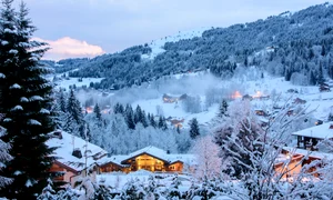Partie de schi inFranța- Les Gets FOTO Shutterstock 