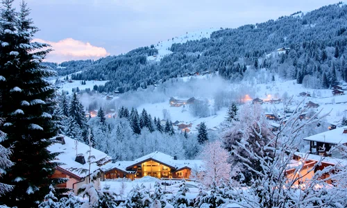 Partie de schi inFranța- Les Gets FOTO Shutterstock 
