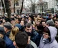 lângă Ambasada României