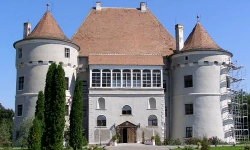 România redescoperită   Castelul Bethlen Haller jpeg