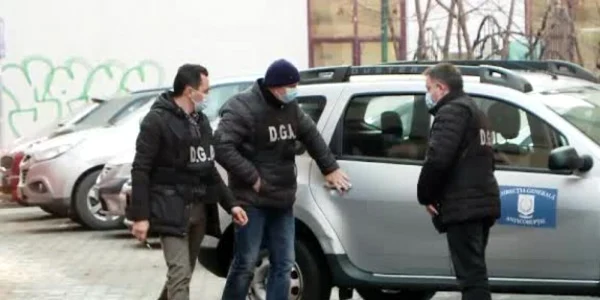 DGA Braşov reţine suspecţii din dosarul de atribuire frauduloasă din spitalele din Braşov şi Harghita. FOTO