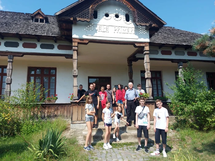 Copiii românilor din Serbia în vizită în România. SURSA Dalia Cârstea