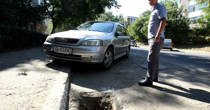 Gurile de canal fără capace sunt din ce în ce mai numeroase Foto Bogdan Dimofte