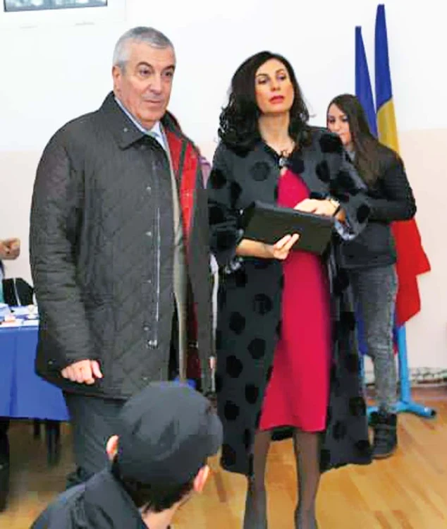 Călin Popescu-Tăriceanu a mers la vot împreună cu soţia sa, Loredana