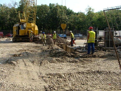 Aşa arată acum staţiile de metrou de pe magistrala 5