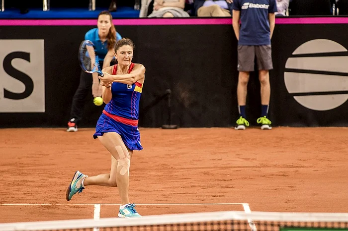 
    Irina Begu a cedat în fața Pauline ParmentierFoto: Sport Pictures  