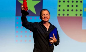 La film european, ca la teatru jpeg