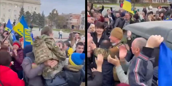 Soldați ucraineni întâmpinați de locuitorii din Herson / Foto: Captură Video