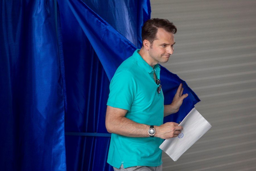 Rezultate vot. Ce i-a transmis Sebastian Burduja lui Nicușor Dan după aflarea rezultatelor pentru Primaria Capitalei