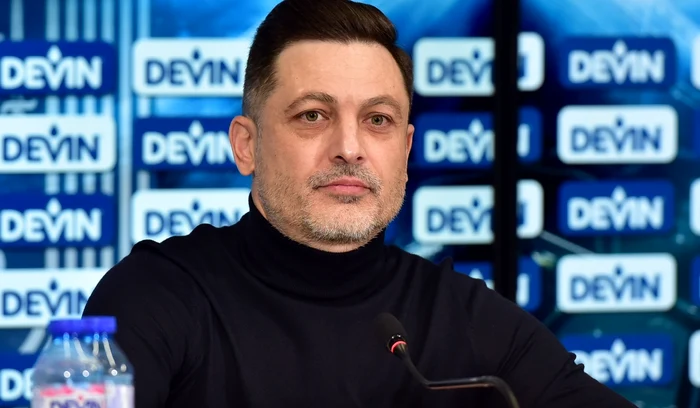 Mirel Rădoi are 44 de ani