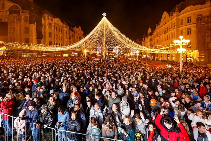 Revelionul din Piața Victoriei FOTO Casa de Cultură a Timișoarei