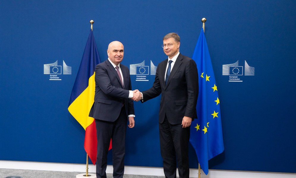 Comisarul european pentru Economie: „Este important să aducem fiscalitatea și sistemul fiscal al României înapoi pe traseul normal”