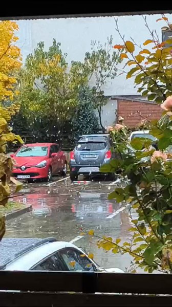 A început să ningă în Capitală. Cum va fi vremea pe parcursul următoarelor zile în București și în țară