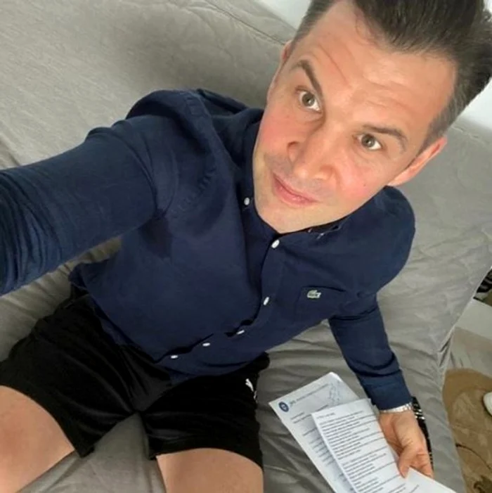 
    Lui Ionuț Stroe îi stă bine și în chiloței, dar și în pantaloni  