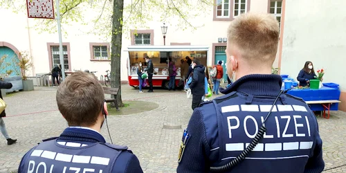 Poliţiştii din Karlsruhe l-au reţinut pe român FOTO durlacher.de/CG