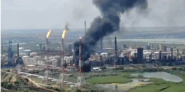 petromidia incendiu