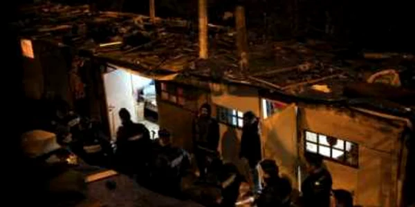Tabara de romi din Paris evacuata de politia franceza FOTO Le Parisien