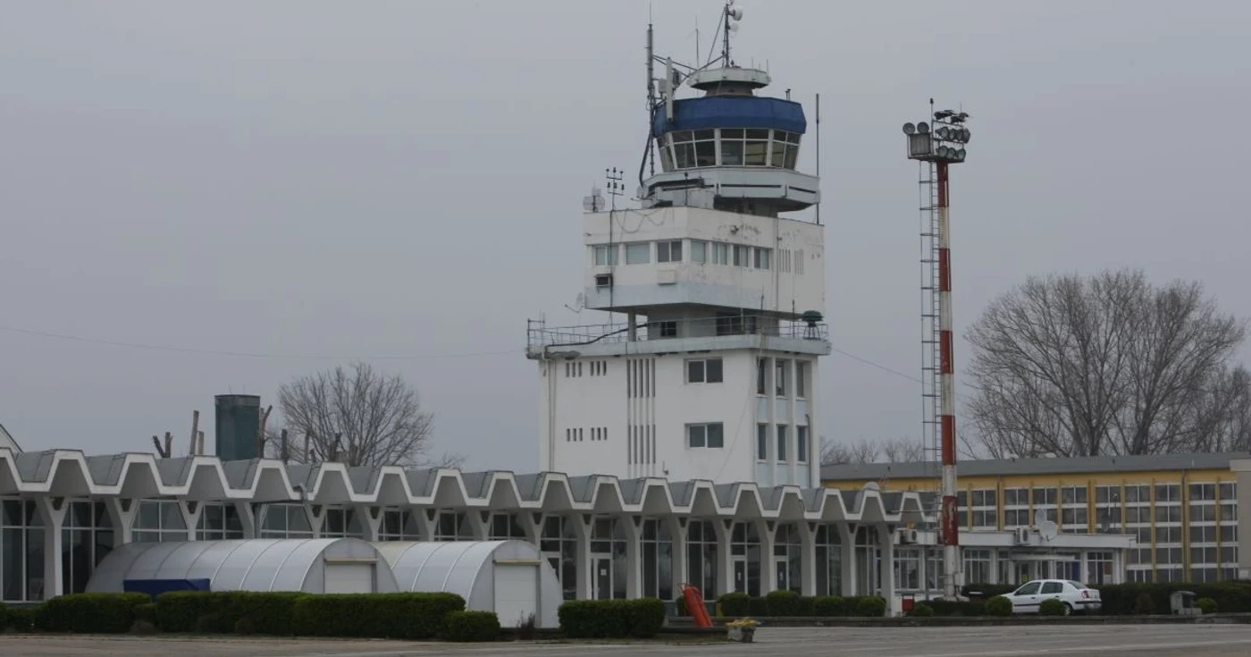 Avioanele au circulat cu dificultate azi