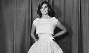 Lucia Bosé a devenit cunoscută în 1947, când a câştigat, la vârsta de 16 ani, concursul Miss Italia jpeg