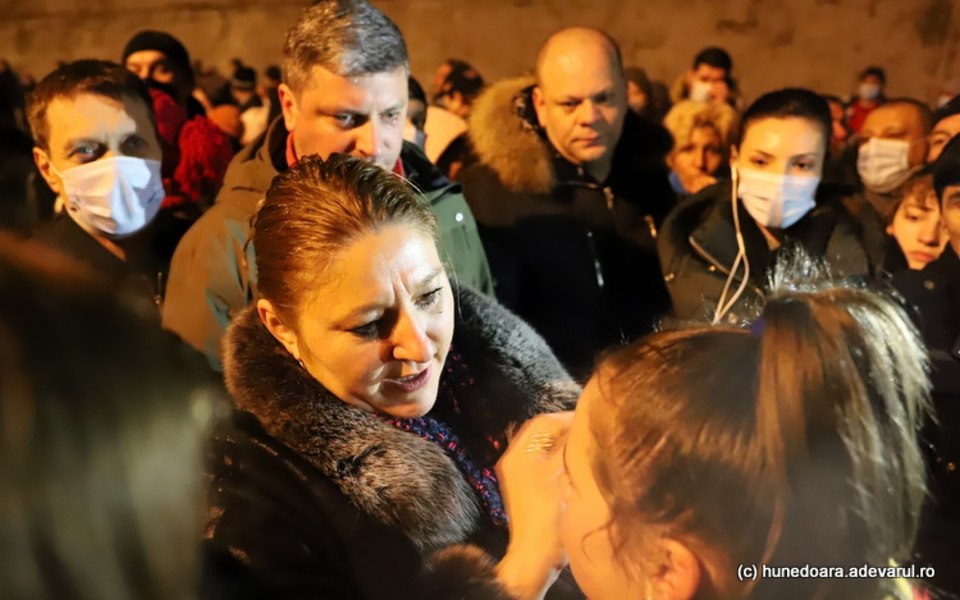 Un fost judecător CCR explică decizia prin care Diana Șoșoacă a fost scoasă din cursa pentru prezidențiale. „Nu știm cât ar fi mers pe acest drum”