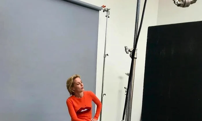 2 gillian anderson 2 jpg jpeg