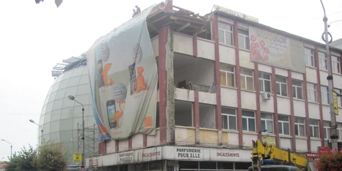 Demolarea se face doar pe un singur tronson 