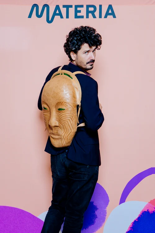 Dan Pierșinaru, artistul care a creat AUTOR Sursa foto Chapter 4