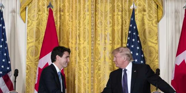 Ivanka Trump cu ochii doar la primul ministru canadian Justin Trudeau - 13 feb 2017 / FOTO EPA