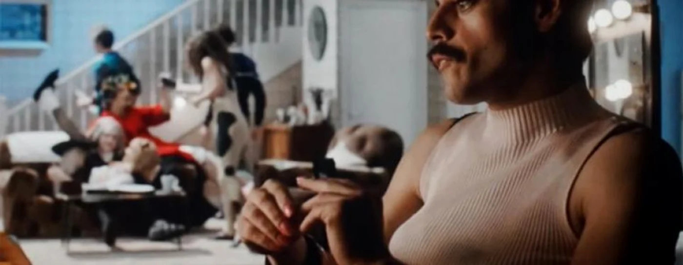 Rami Malek, în rolul lui Freddie Mercury în timpul filmărilor pentru clipul „I Want to Break Free“ FOTO CNN