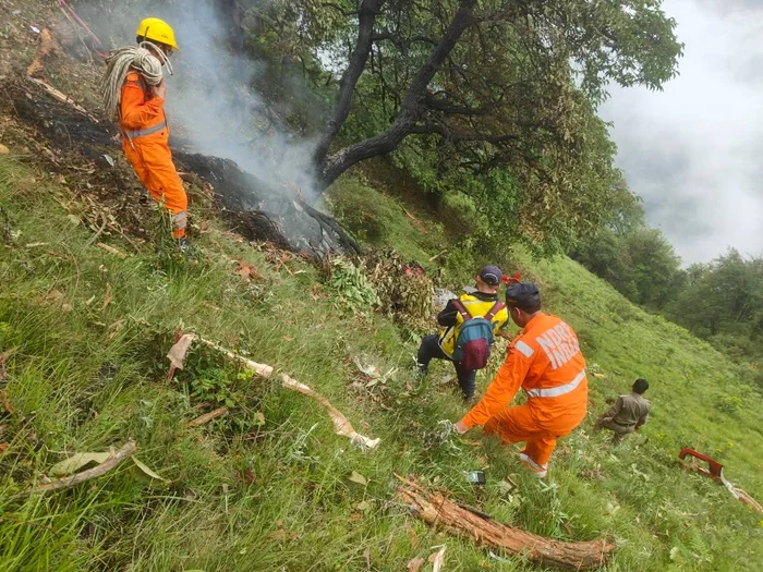VIDEO Încă o tragedie aviatică în India. Șapte pelerini hinduși au murit în urma prăbușirii unui elicopter
