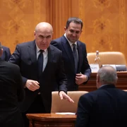 Motiune de cenzură guvernul Bolojan FOTO Inquam Photos 2025 12 15 6114 jpg